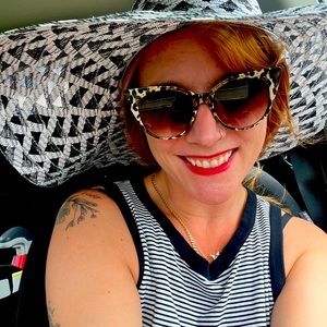 Meet your Posher, Jeanie